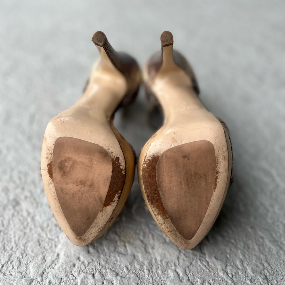 Stunning Miu Miu 5 Inch Heels With Gorgeous Gold … - image 5